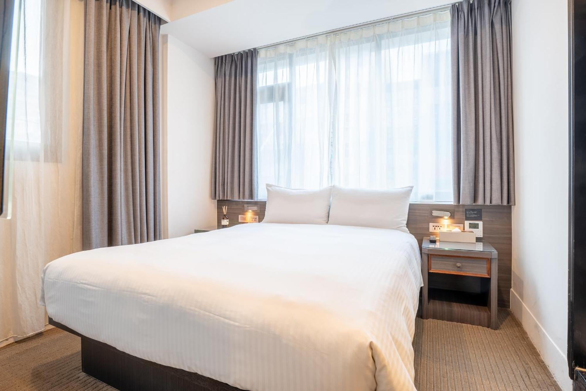 Dream Mansion Hotel Taichung Bagian luar foto