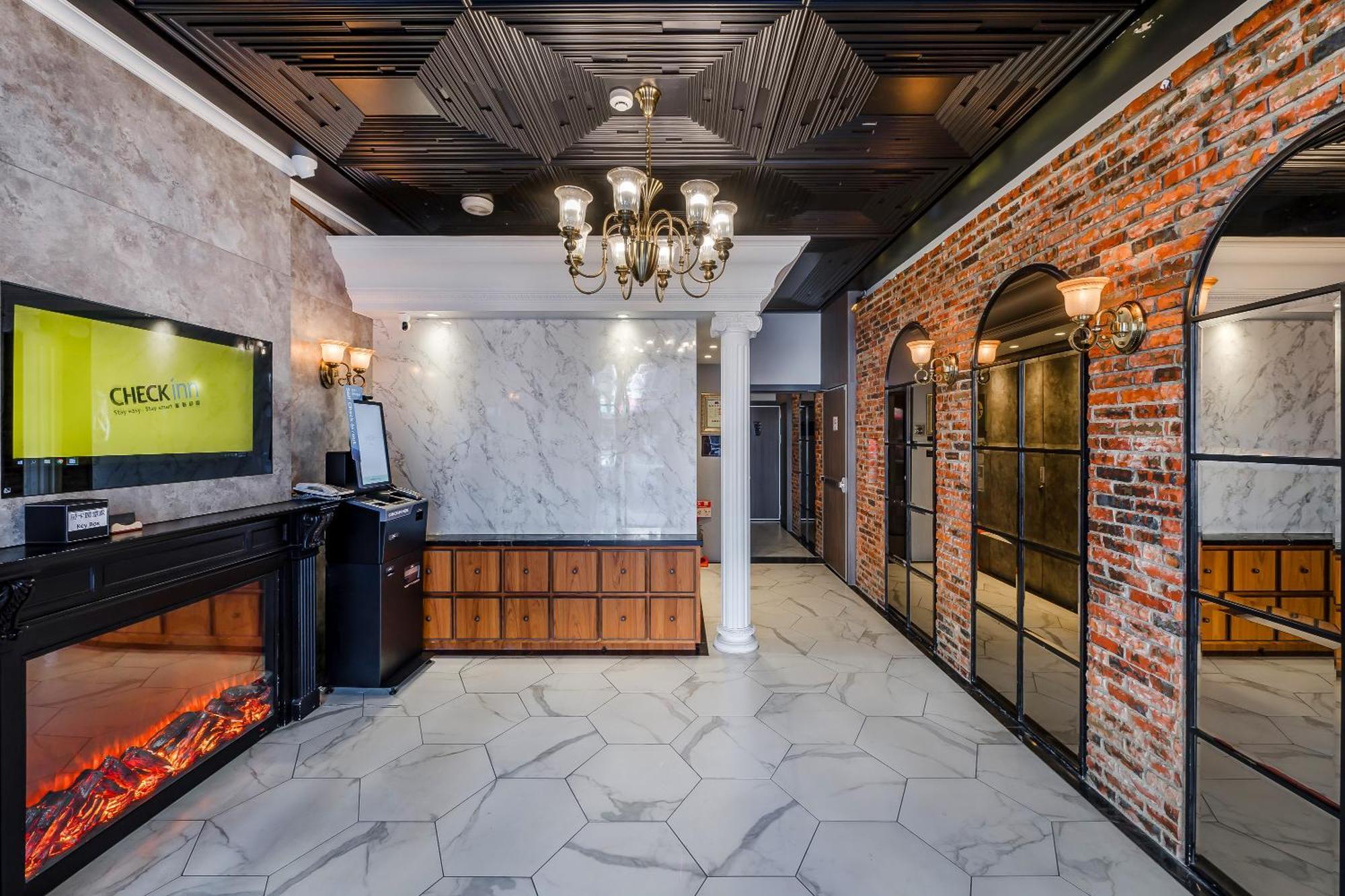 Dream Mansion Hotel Taichung Bagian luar foto